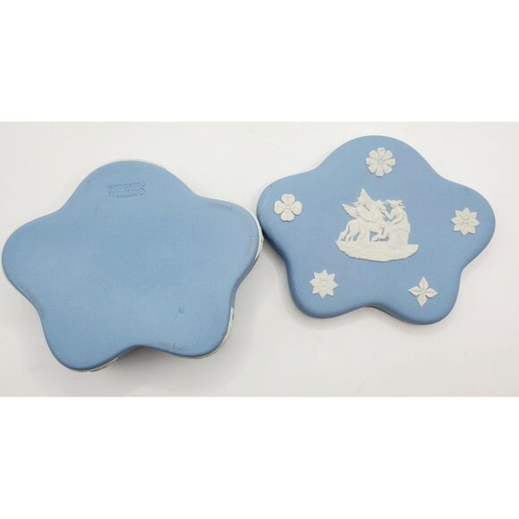 Wedgwood Blue Jasperware Star Vanity Lidded Trinket Box Cameo Bas Relief Pegasus - Picture 7 of 11